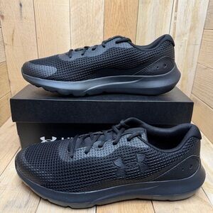 Under Armour Mens UA Surge 3 Running Shoes Cross Training Blackout Size 10 New